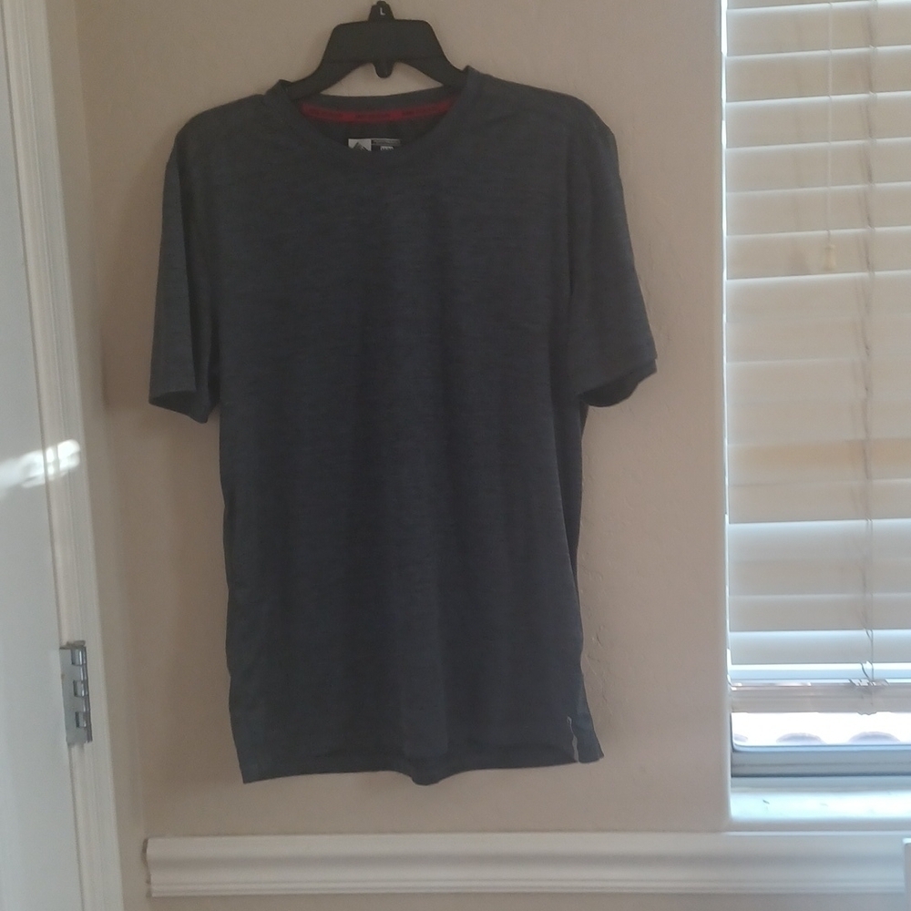 - Men's  RBX shirt